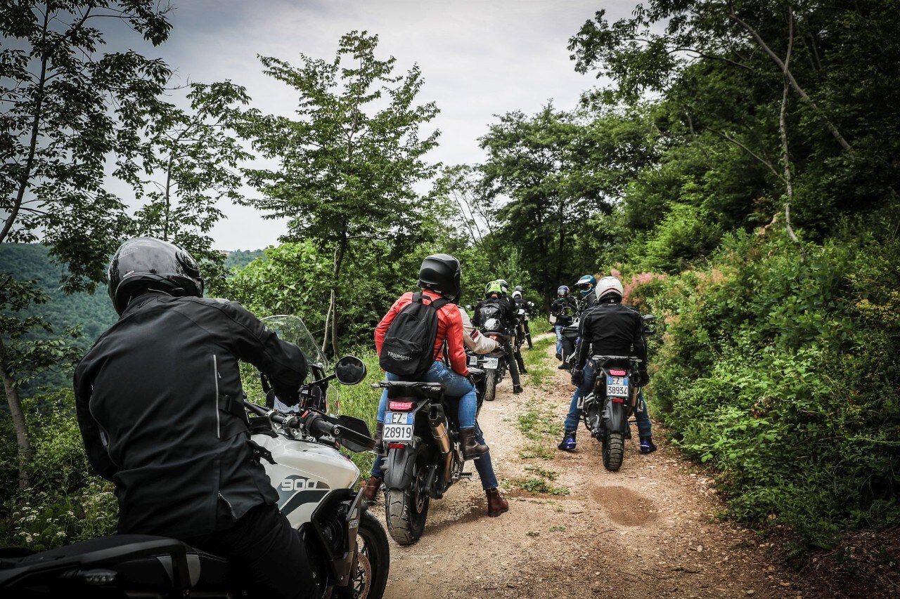 Triumph Adventure Experience: quando la moto va a braccetto con l'architettura